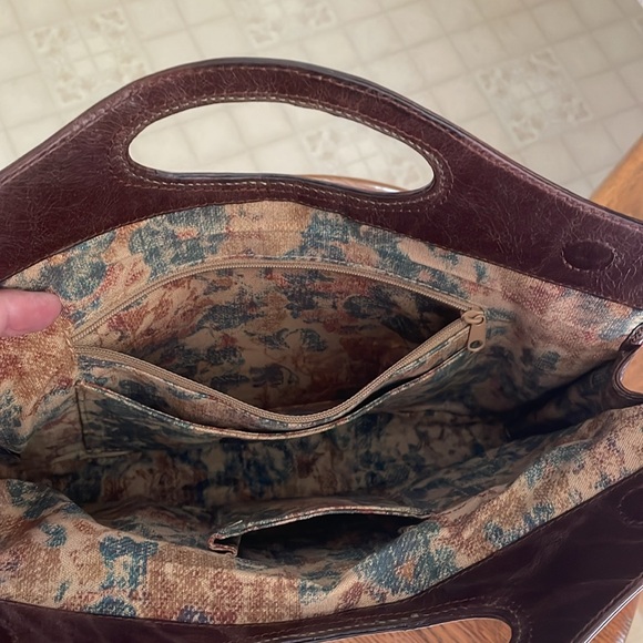 HOBO HAND BAG - Picture 6 of 8